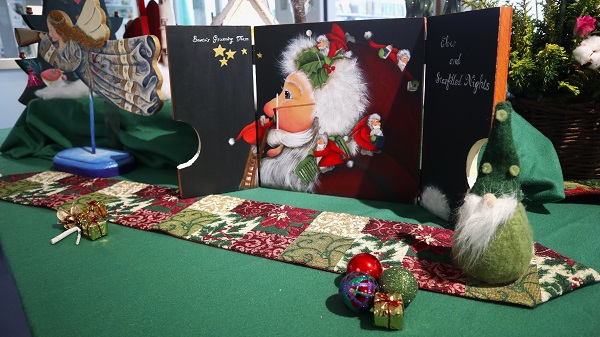 市民展示室「トールペイントとリース・アレンジメントで楽しいクリスマス！」写真３